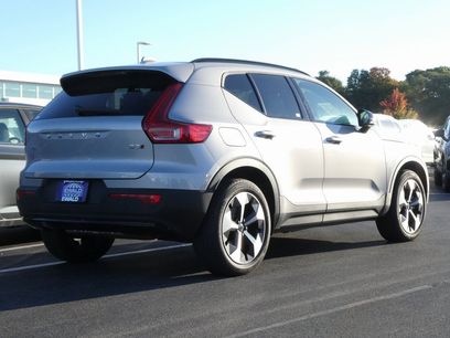 Used 2024 Volvo XC40 B5 Plus