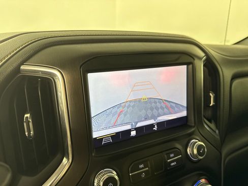 Used 2019 GMC Sierra 1500 AT4 w/ AT4 Premium Package AWD/4WD image 22