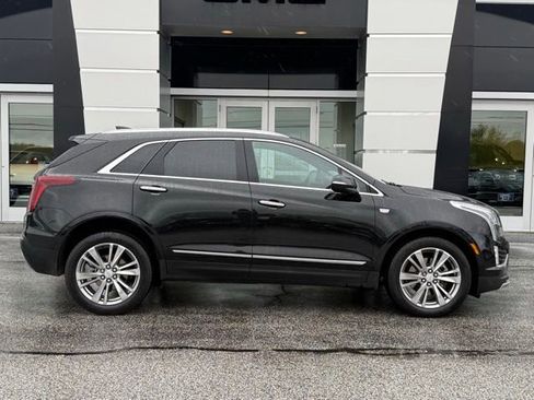 Certified 2024 Cadillac XT5 Premium Luxury AWD/4WD image 3