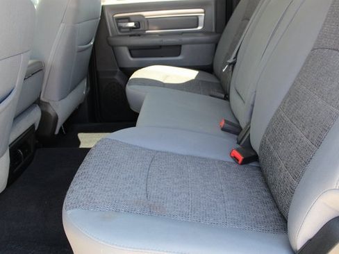 Used 2018 RAM 2500 Big Horn image 19