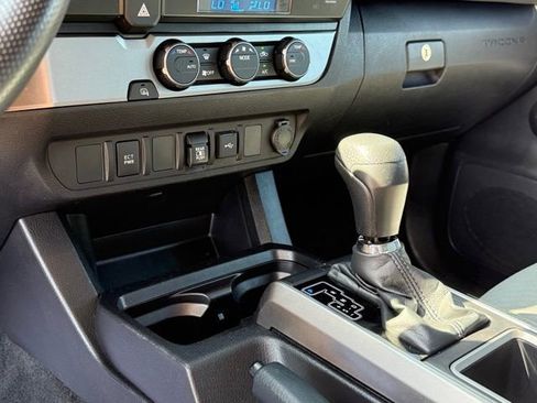 Used 2021 Toyota Tacoma SR5 image 20