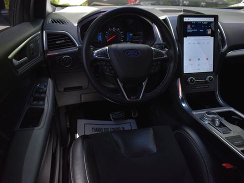 Used 2022 Ford Edge ST AWD/4WD image 18