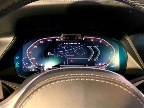 Used 2022 BMW X6 M50i w/ Executive Package image 29