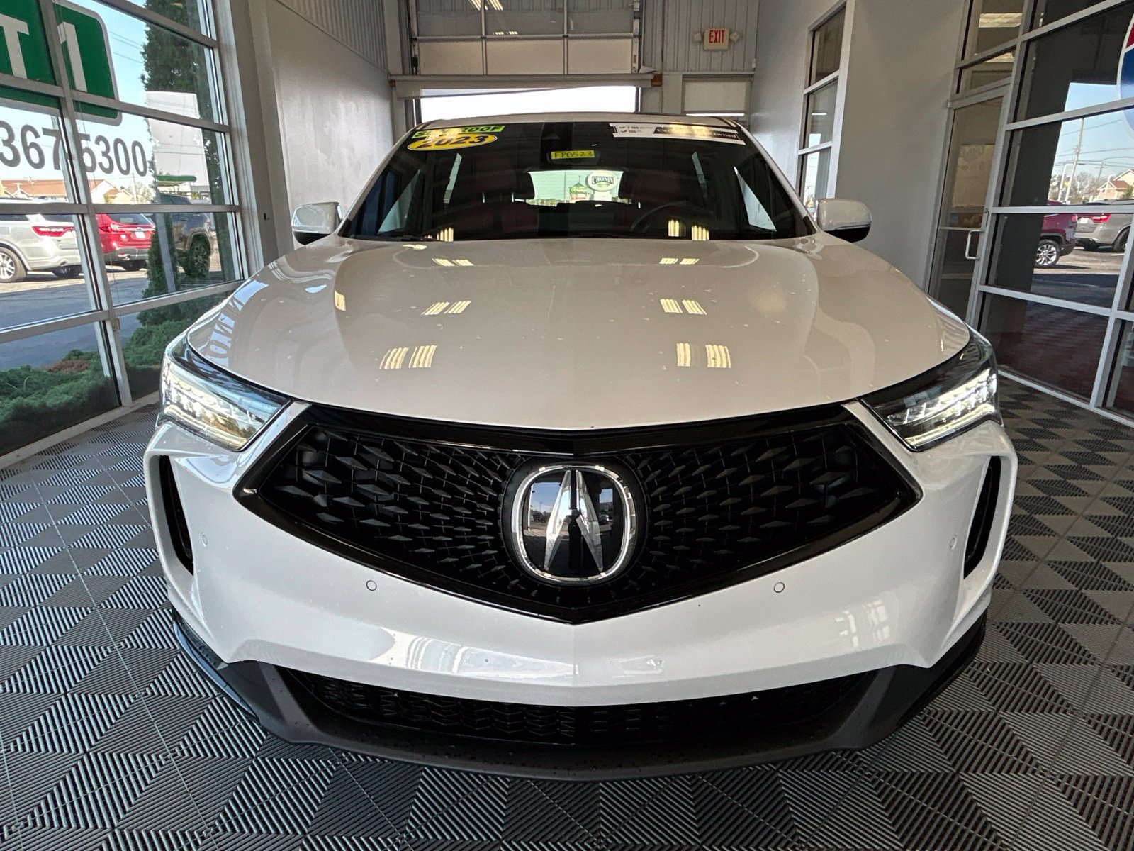 Used 2023 Acura RDX w/ Advance Package AWD/4WD image 2