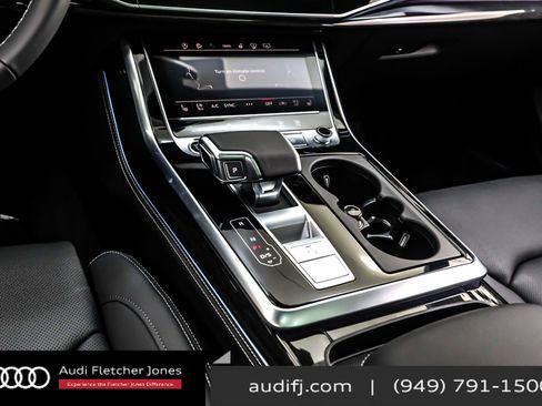 New 2026 Audi Q8 Prestige image 6