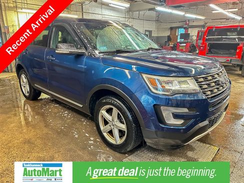 Used 2016 Ford Explorer XLT w/ Equipment Group 202A AWD/4WD image 1
