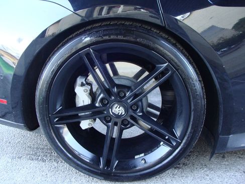 Used 2020 Porsche Taycan 4S image 38