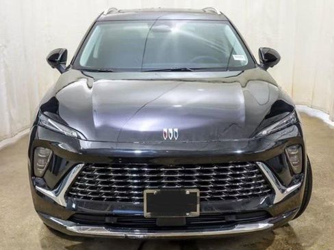 New 2026 Buick Envision Avenir image 2