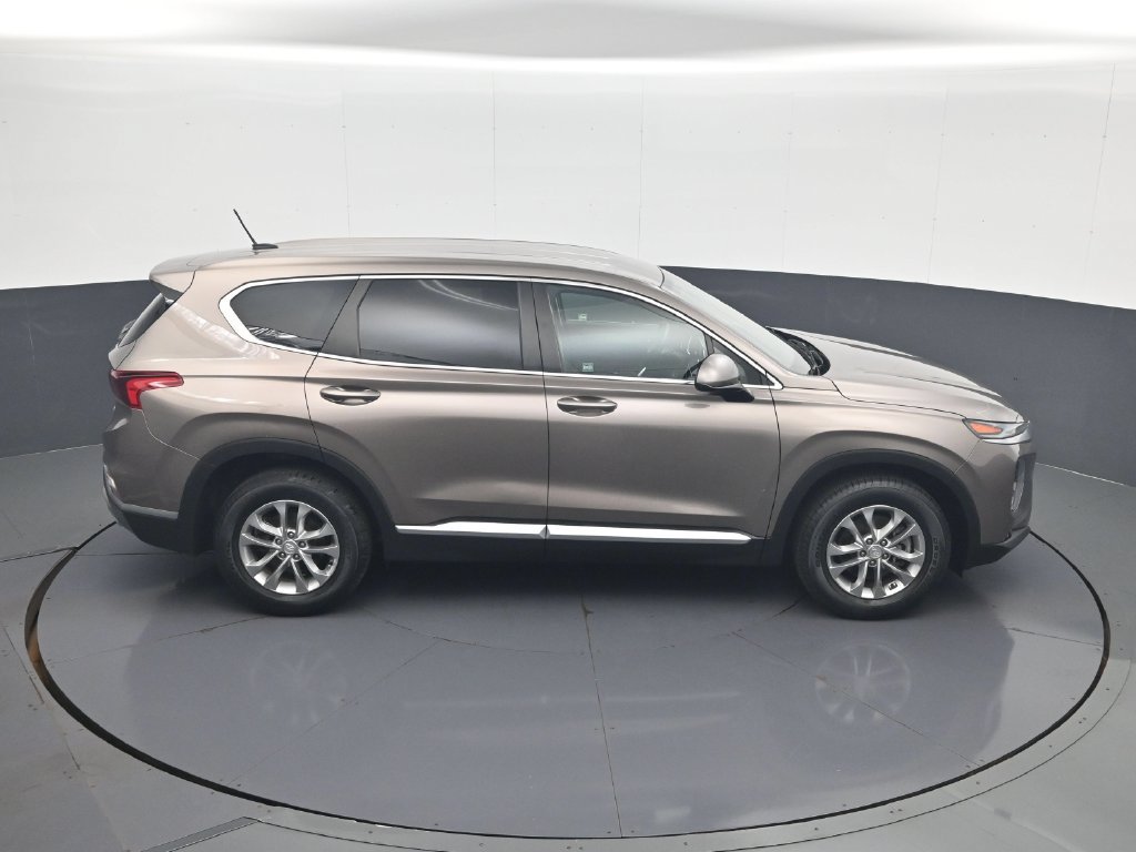 Used 2019 Hyundai Santa Fe SE AWD/4WD image 17