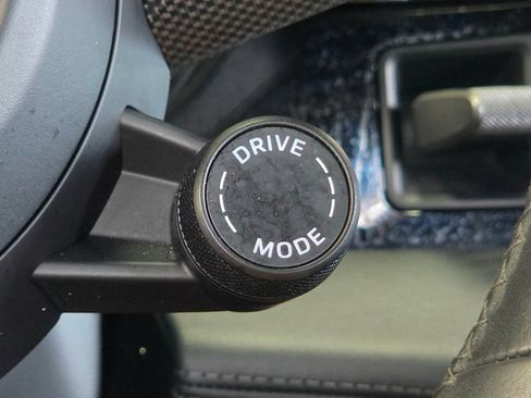 Used 2020 Porsche Taycan Turbo S AWD/4WD image 37