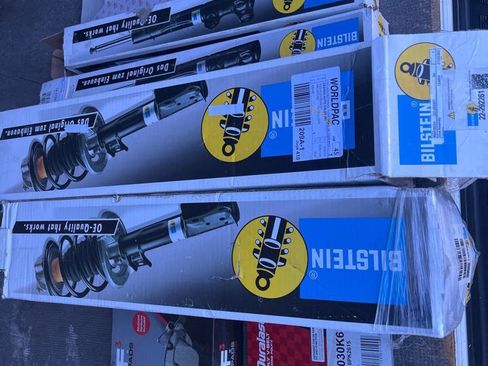 Used 2010 Freightliner Sprinter 2500 image 25