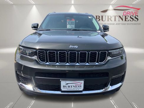 Used 2023 Jeep Grand Cherokee L Limited w/ Trailer Tow Group (B) AWD/4WD image 3