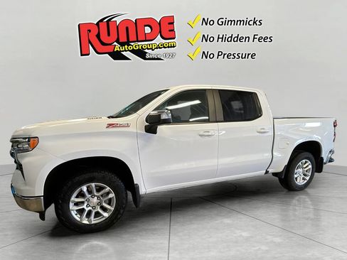 Used 2025 Chevrolet Silverado 1500 LT AWD/4WD image 1