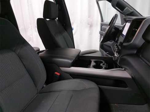 Used 2022 RAM 1500 Big Horn image 10