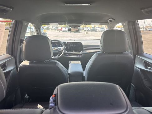 Used 2025 Chevrolet Equinox LT w/ Convenience Package II FWD image 16
