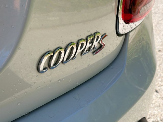 Used 2024 MINI Cooper S w/ Signature Upholstery Package FWD image 11