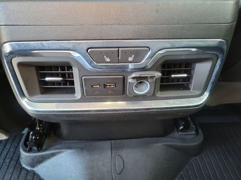 Certified 2021 GMC Sierra 1500 SLT w/ SLT Premium Plus Package image 17