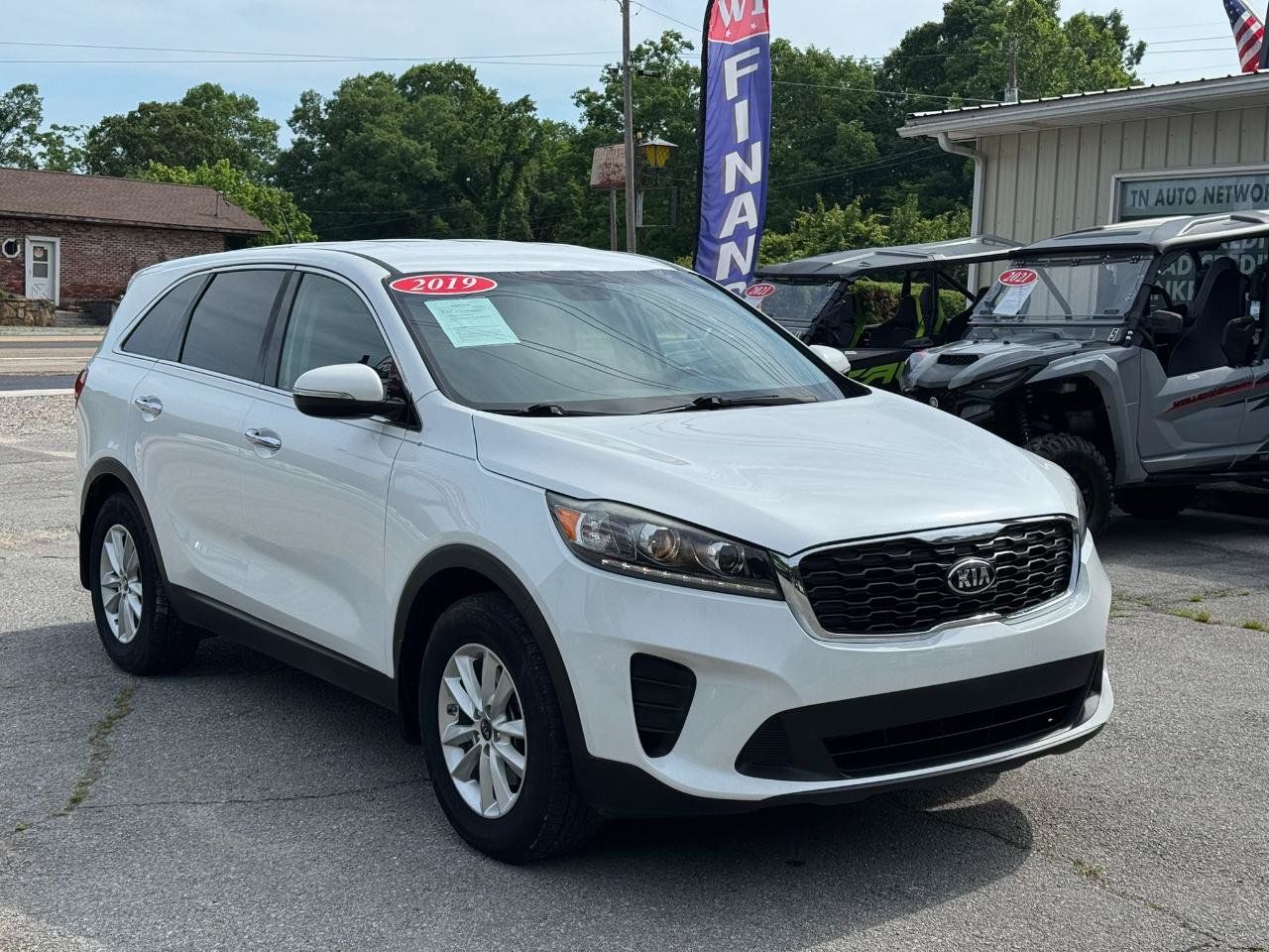 Used 2019 Kia Sorento FWD image 3