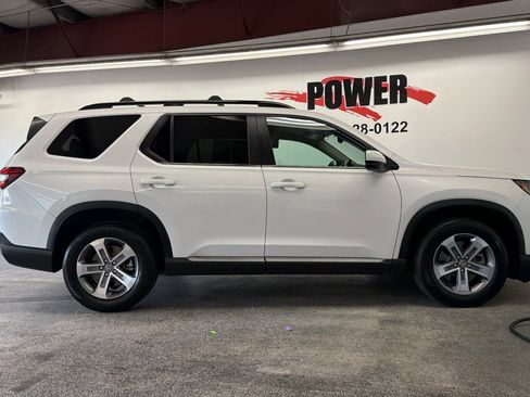 Used 2023 Honda Pilot EX-L image 2