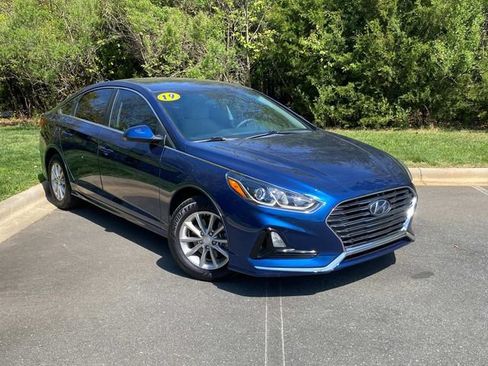 Used 2019 Hyundai Sonata SE FWD image 1