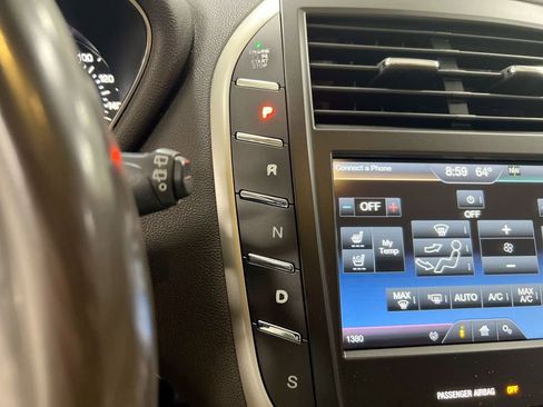 Used 2015 Lincoln MKC FWD w/ Equipment Group 102A Reserve image 18