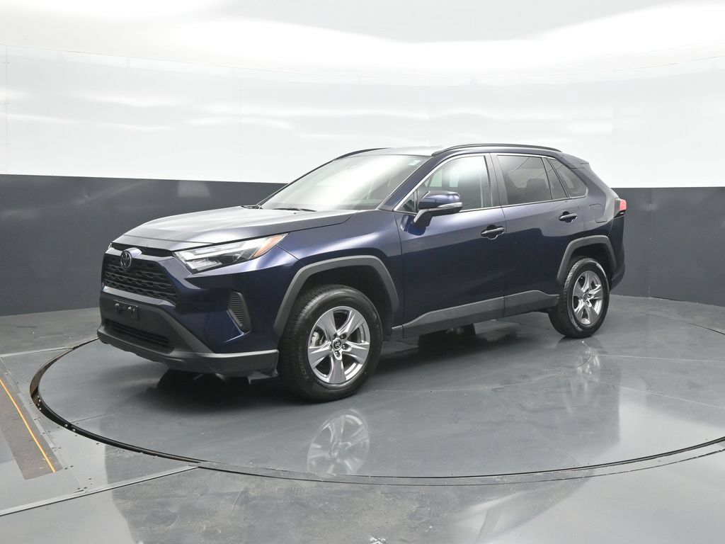 Certified 2025 Toyota RAV4 XLE AWD/4WD image 3