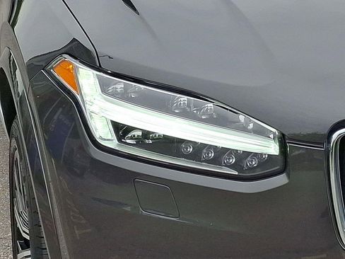 Certified 2024 Volvo XC90 B6 Plus w/ Protection Package AWD/4WD image 9