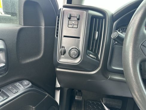 Used 2018 Chevrolet Silverado 3500 W/T w/ WT Convenience Package AWD/4WD image 18