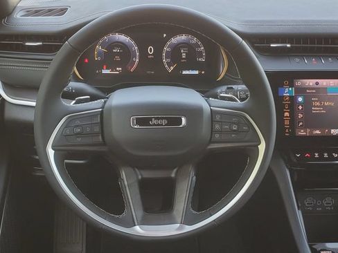 New 2026 Jeep Grand Cherokee L Limited AWD/4WD image 26