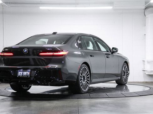 New 2026 BMW 760i xDrive w/ Executive Package AWD/4WD image 6