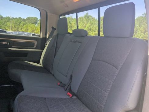 Used 2015 RAM 2500 SLT w/ Luxury Group AWD/4WD image 27