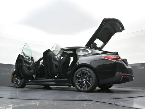 New 2026 BMW i4 xDrive40i w/ Premium Package AWD/4WD image 42