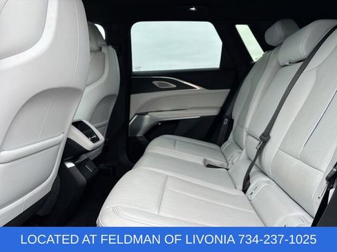 Used 2024 Cadillac Lyriq Luxury image 26