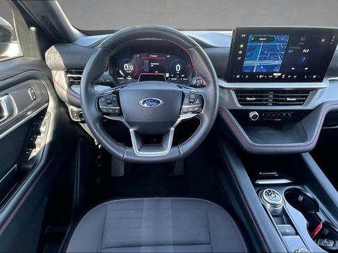 Certified 2025 Ford Explorer ST-Line w/ ST-Line Street Pack AWD/4WD image 3