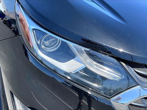Used 2019 Chevrolet Equinox LT FWD image 28