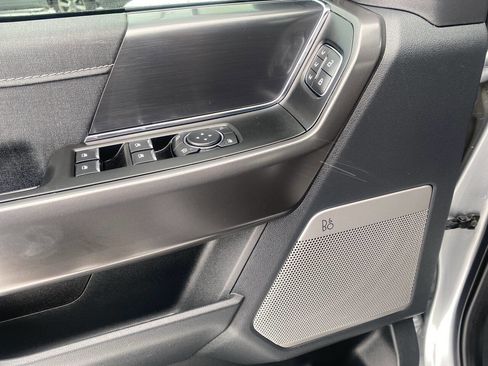 Used 2024 Ford F150 Lariat image 22