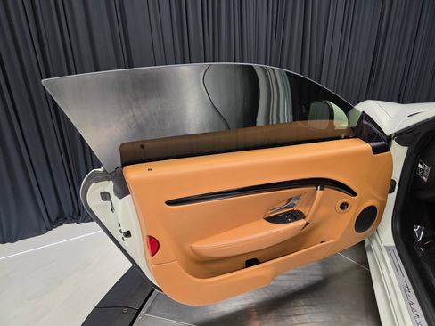 Used 2018 Maserati GranTurismo Sport image 15