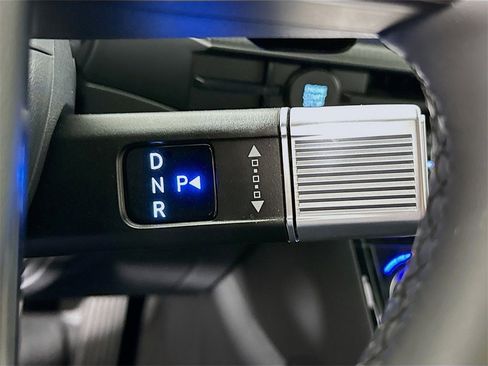 Certified 2025 Hyundai Santa Fe Calligraphy image 10