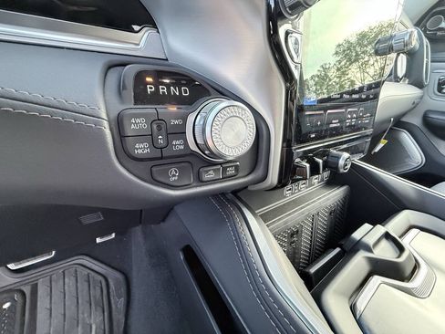 Used 2025 RAM 1500 Tungsten w/ Off Road Group AWD/4WD image 33