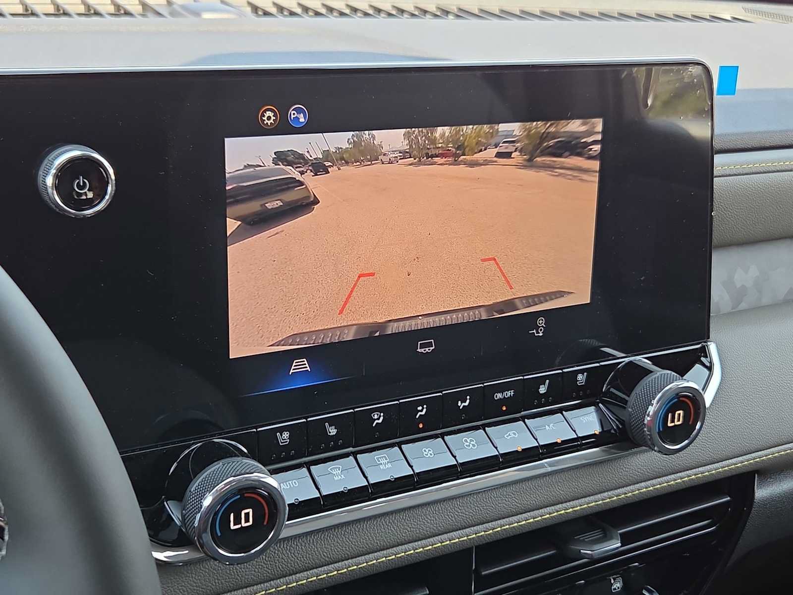 New 2026 Chevrolet Colorado ZR2 AWD/4WD image 25