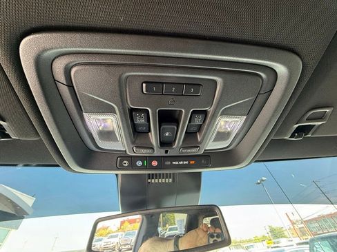 Used 2023 GMC Sierra 1500 AT4 w/ AT4 Premium Package AWD/4WD image 48