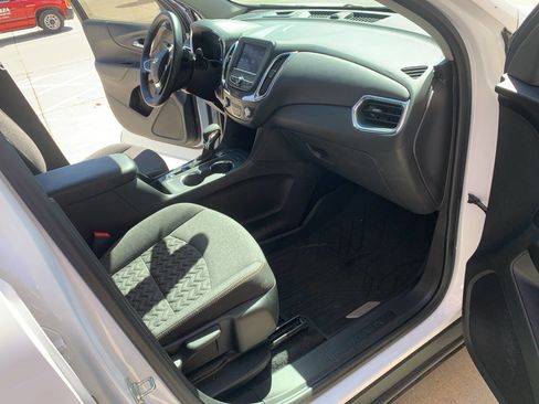 Used 2024 Chevrolet Equinox LT w/ LPO, Floor Liner Package AWD/4WD image 19