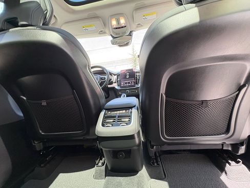 Used 2025 Volvo XC90 B6 Plus AWD/4WD image 31