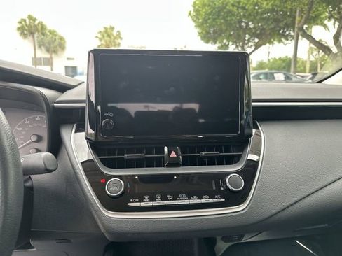 Used 2023 Toyota Corolla LE FWD image 24