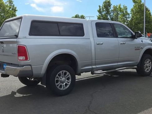 Used 2016 RAM 2500 Laramie AWD/4WD image 8