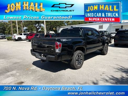 Used 2022 Toyota Tacoma TRD Sport w/ Technology Package RWD image 9