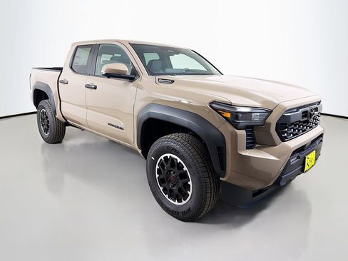 New 2026 Toyota Tacoma TRD Off-Road AWD/4WD image 3