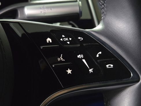 Used 2023 Mercedes-Benz S 500 4MATIC image 26