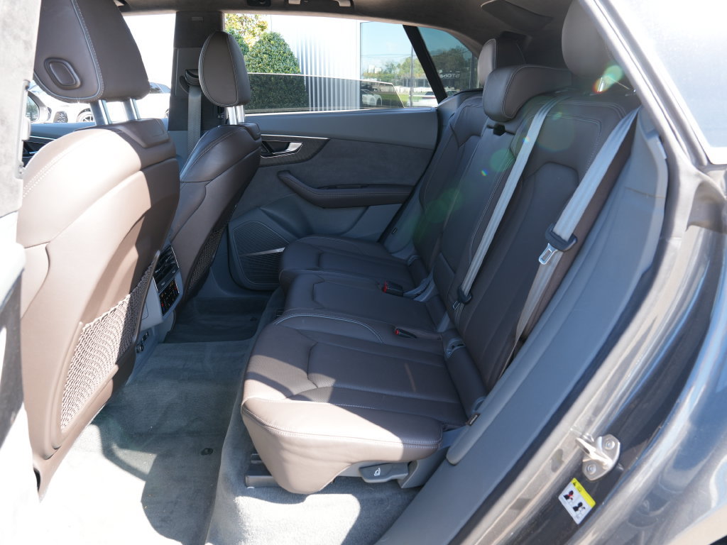 Used 2019 Audi Q8 Prestige AWD/4WD image 22