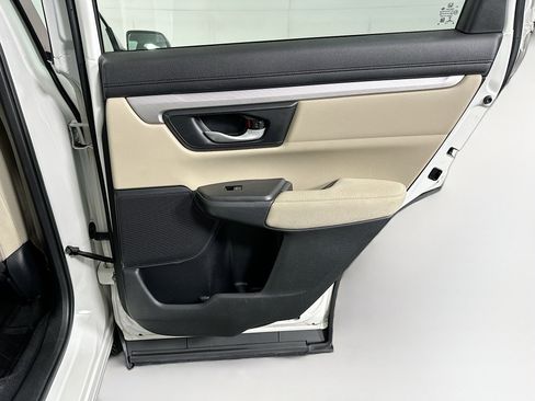 Used 2018 Honda CR-V LX image 27